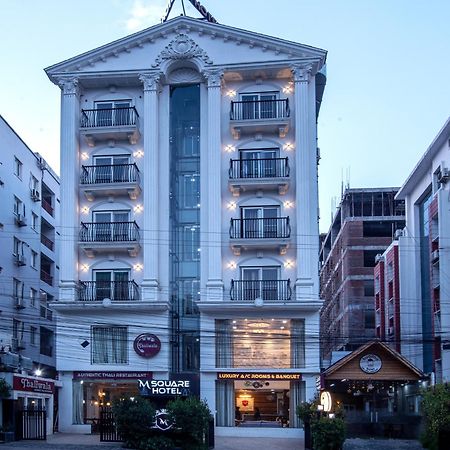 M Square Hotel Хайдарабад Экстерьер фото